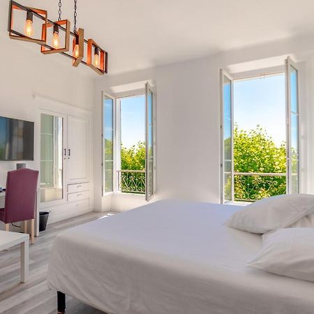 Hotel Les Palmiers Sainte-Maxime Dış mekan fotoğraf