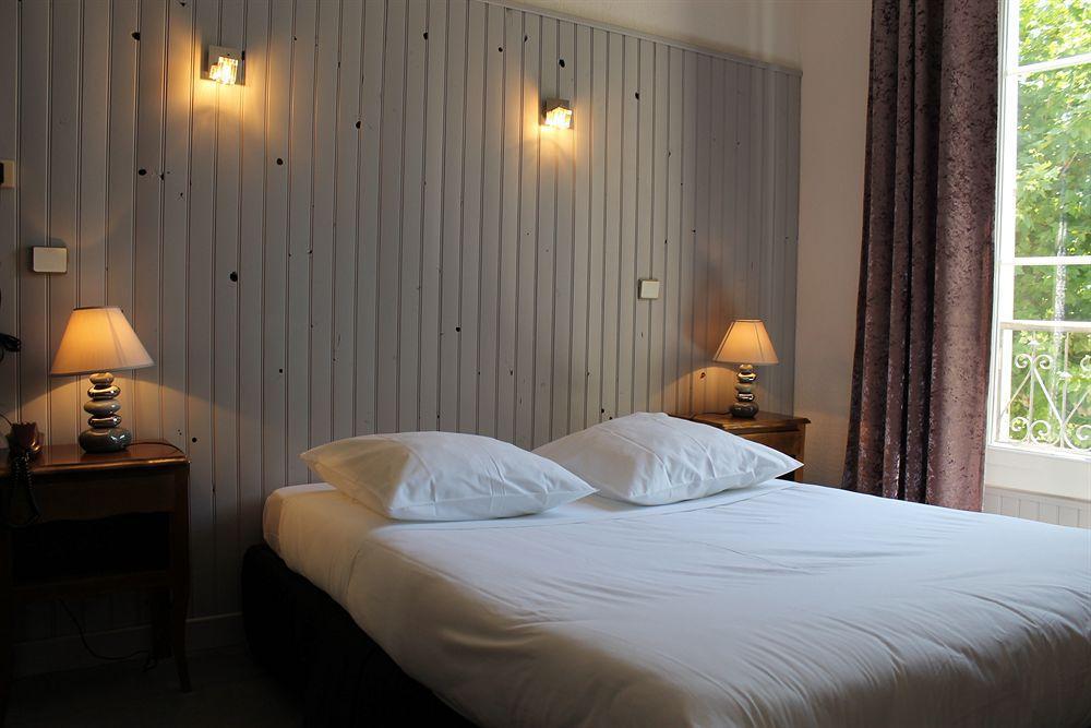 Hotel Les Palmiers Sainte-Maxime Dış mekan fotoğraf