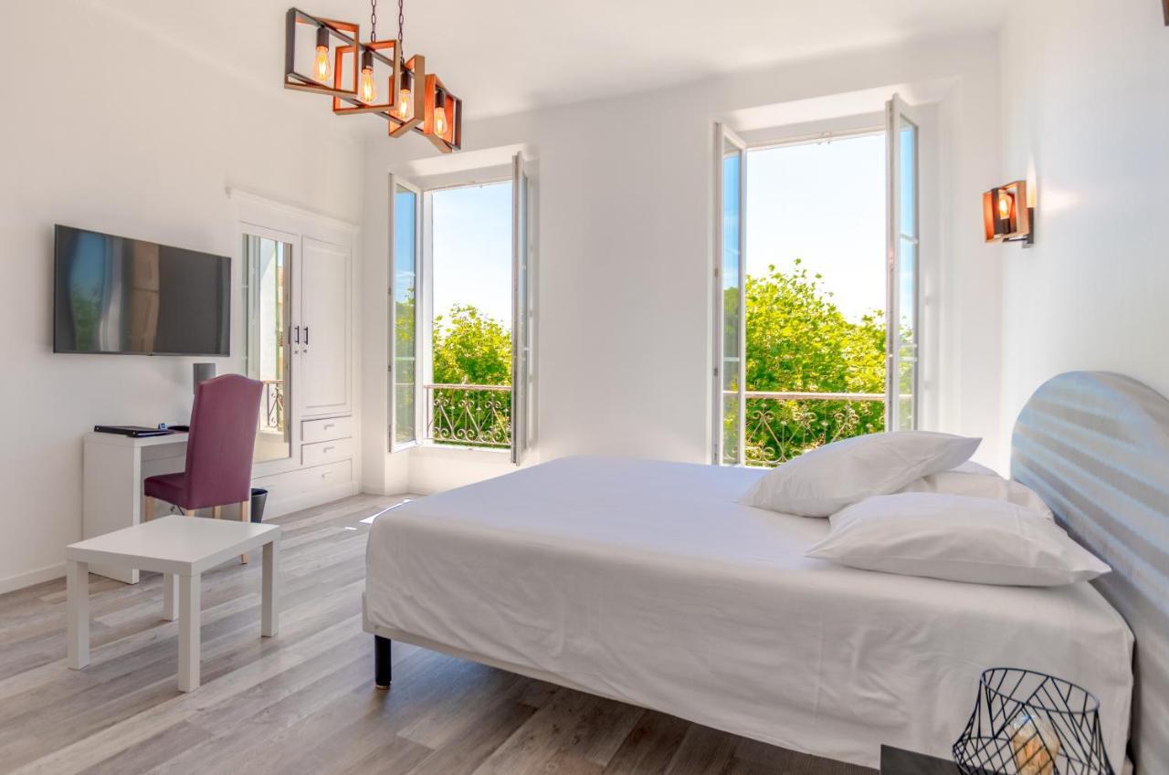 Hotel Les Palmiers Sainte-Maxime Dış mekan fotoğraf