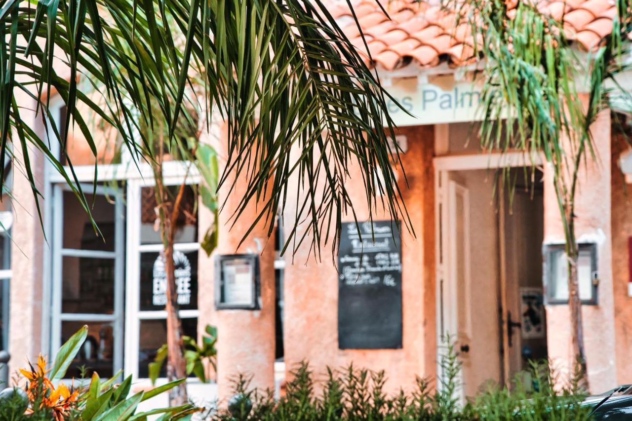 Hotel Les Palmiers Sainte-Maxime Dış mekan fotoğraf