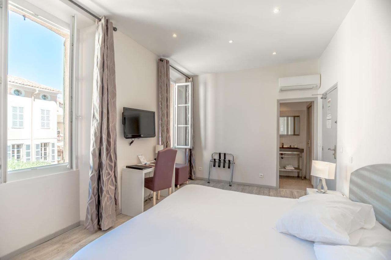 Hotel Les Palmiers Sainte-Maxime Dış mekan fotoğraf