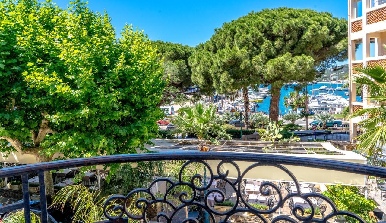 Hotel Les Palmiers Sainte-Maxime Dış mekan fotoğraf