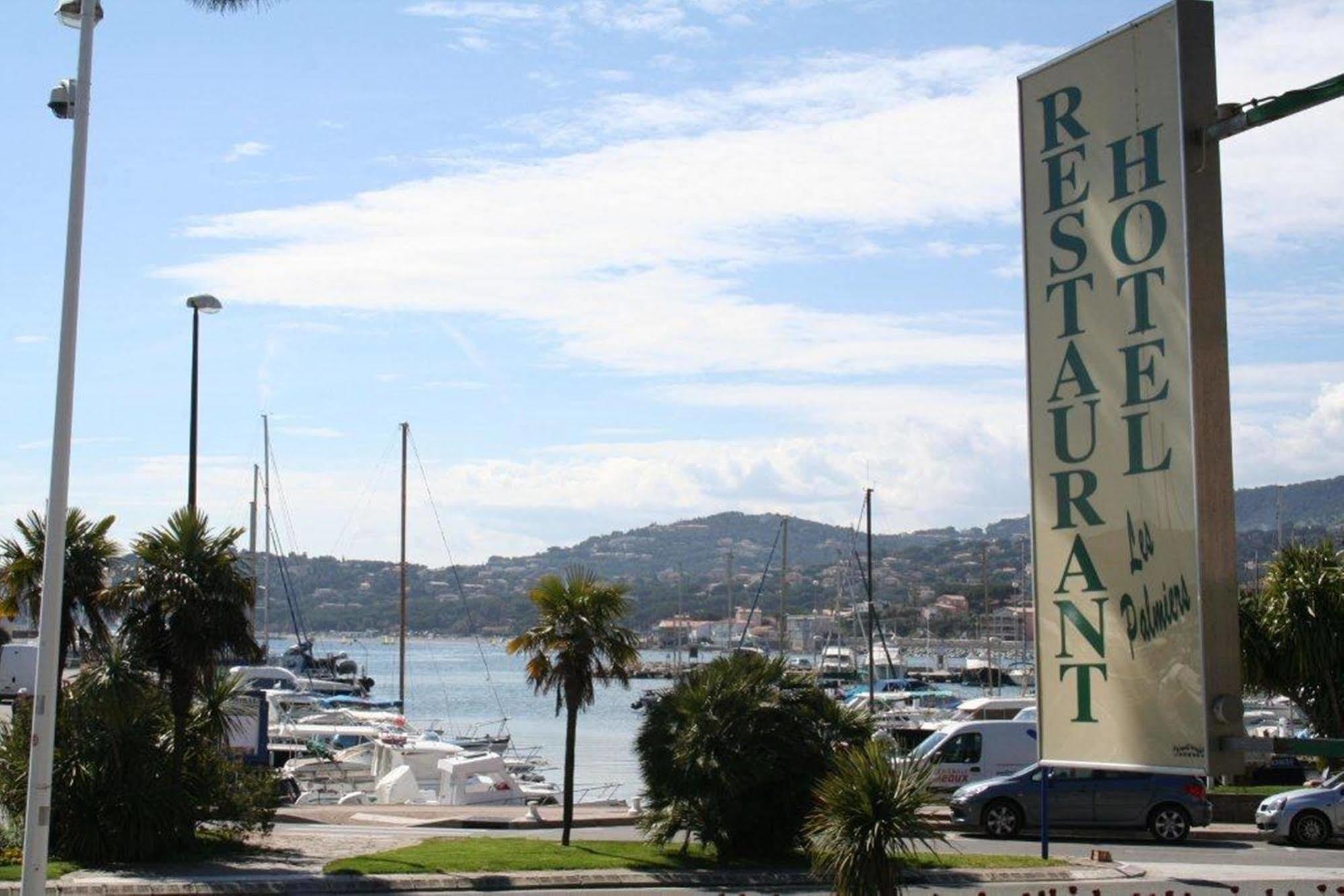 Hotel Les Palmiers Sainte-Maxime Dış mekan fotoğraf